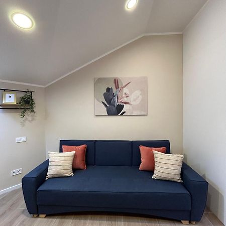Modern Apartment In The City Center Lviv Buitenkant foto